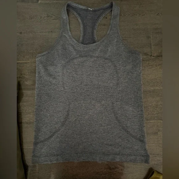 Lululemon Swiftly Tech Racerback‎ 2.0 Slate / White - Picture 6 of 8